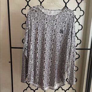 NWOT Men’s Geometric Long Sleeve Top with Yankee Logo